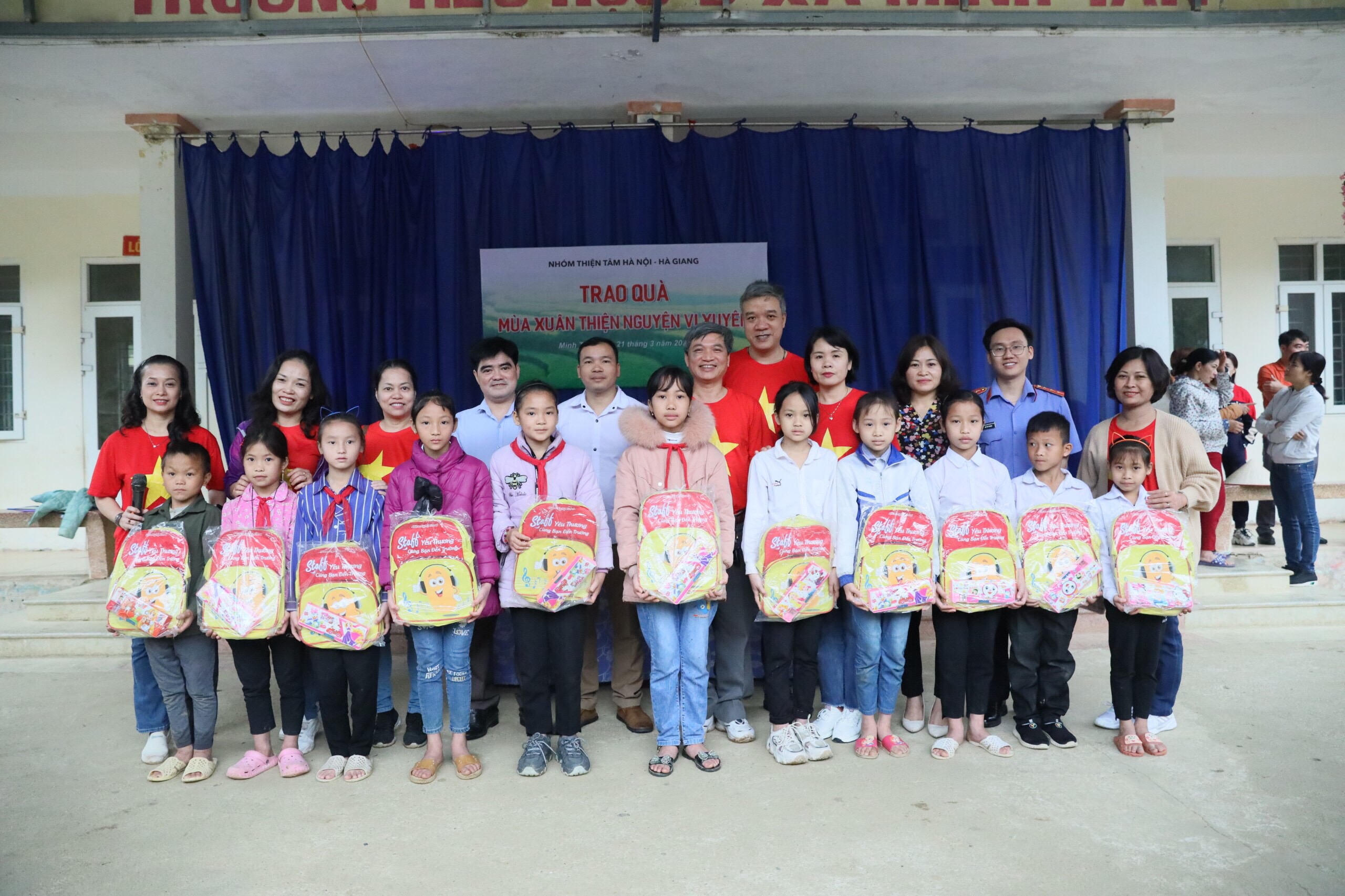 Việc nhỏ nghĩa lớn