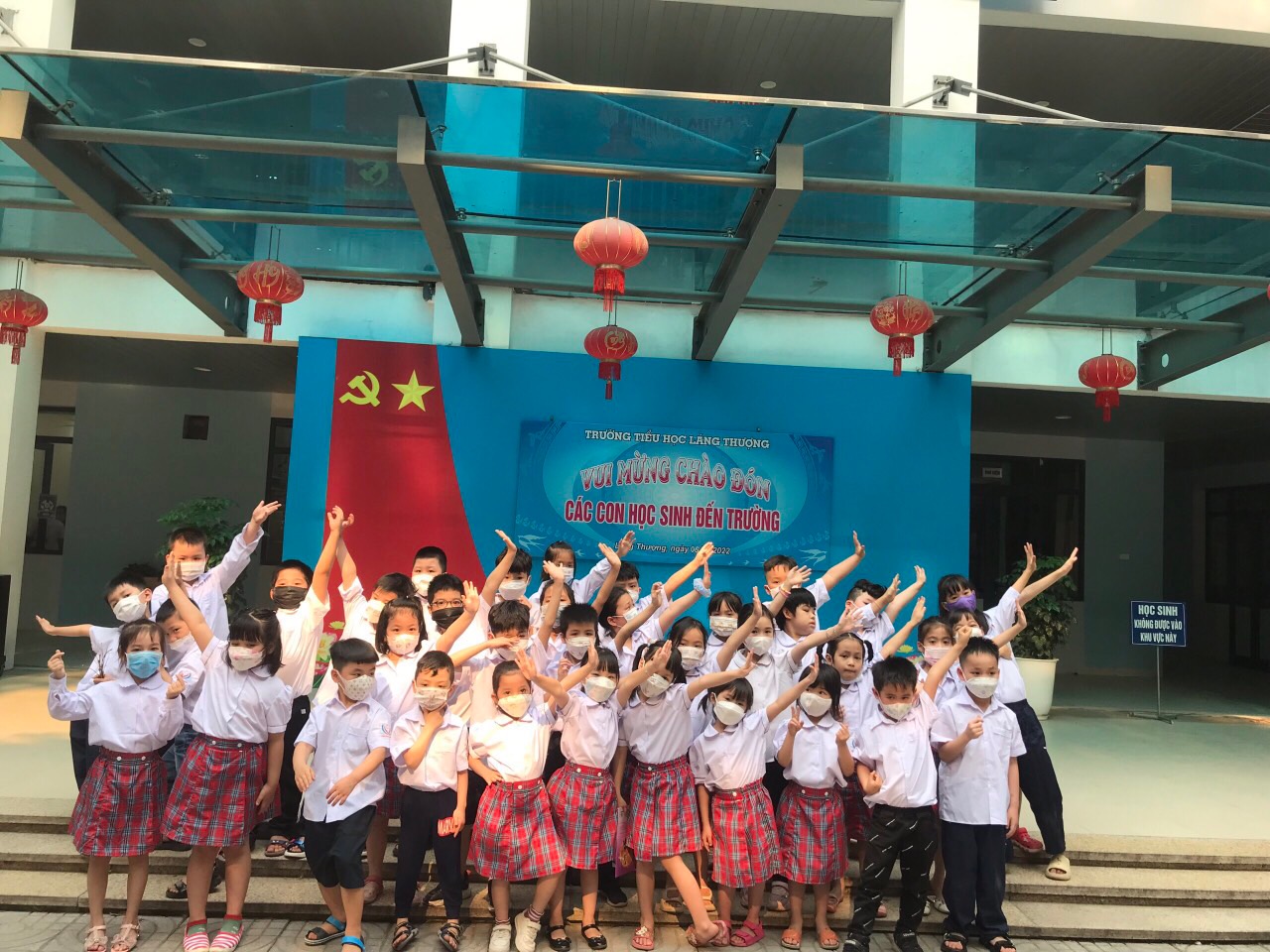 Ngày đầu trở lại trường ?