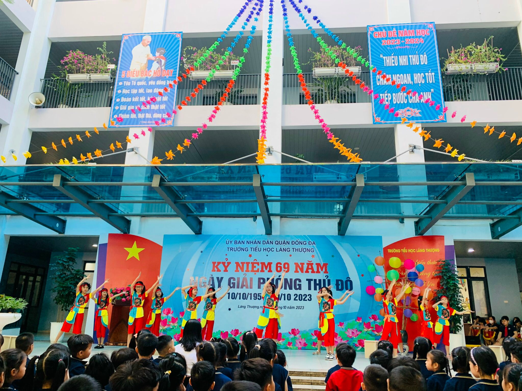 Kỷ niệm 69 năm ngày Giải phóng Thủ đô (10/10/1954 – 10/10/2023)