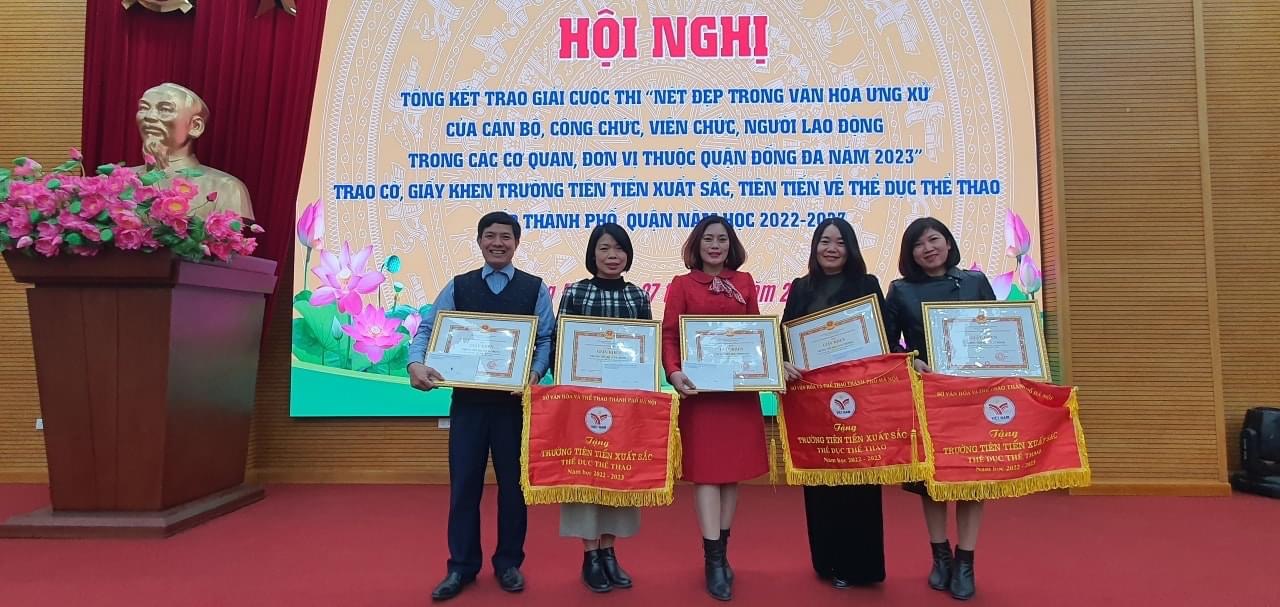 Đơn vị Tiên tiến xuất sắc về TDTT